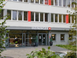 Meininger Hostel & Hotel